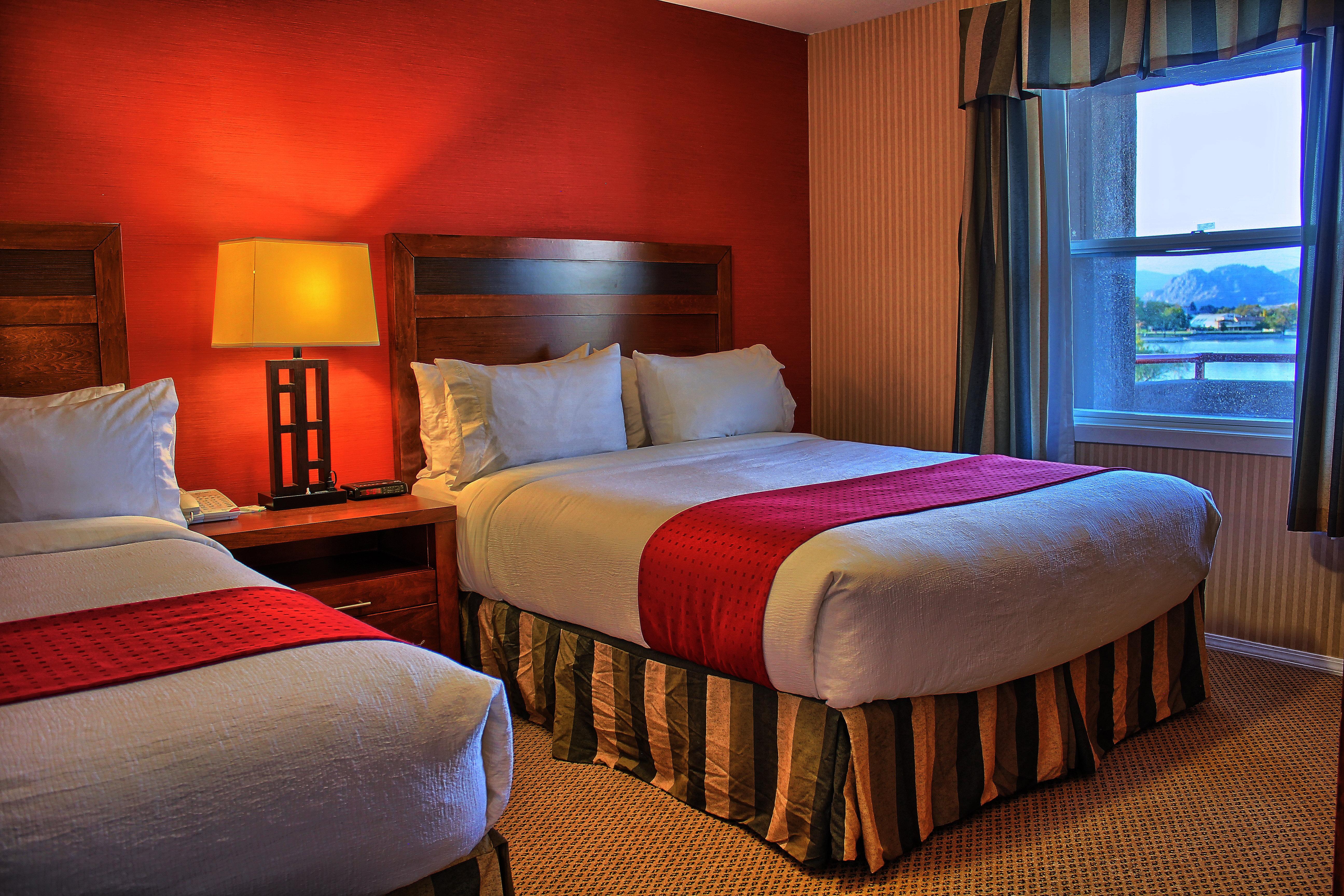 Holiday Inn Hotel & Suites Osoyoos By Ihg Экстерьер фото