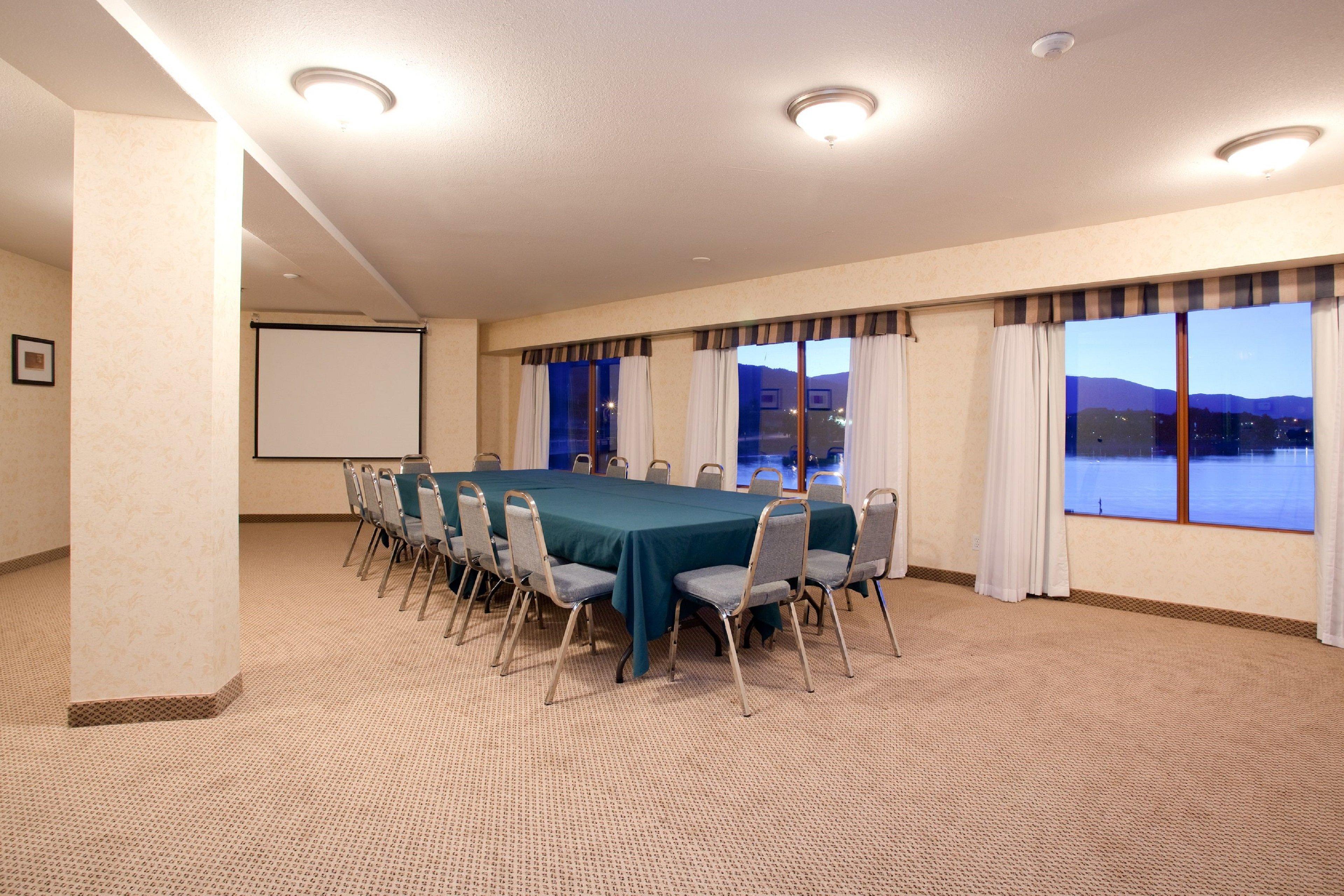Holiday Inn Hotel & Suites Osoyoos By Ihg Удобства фото