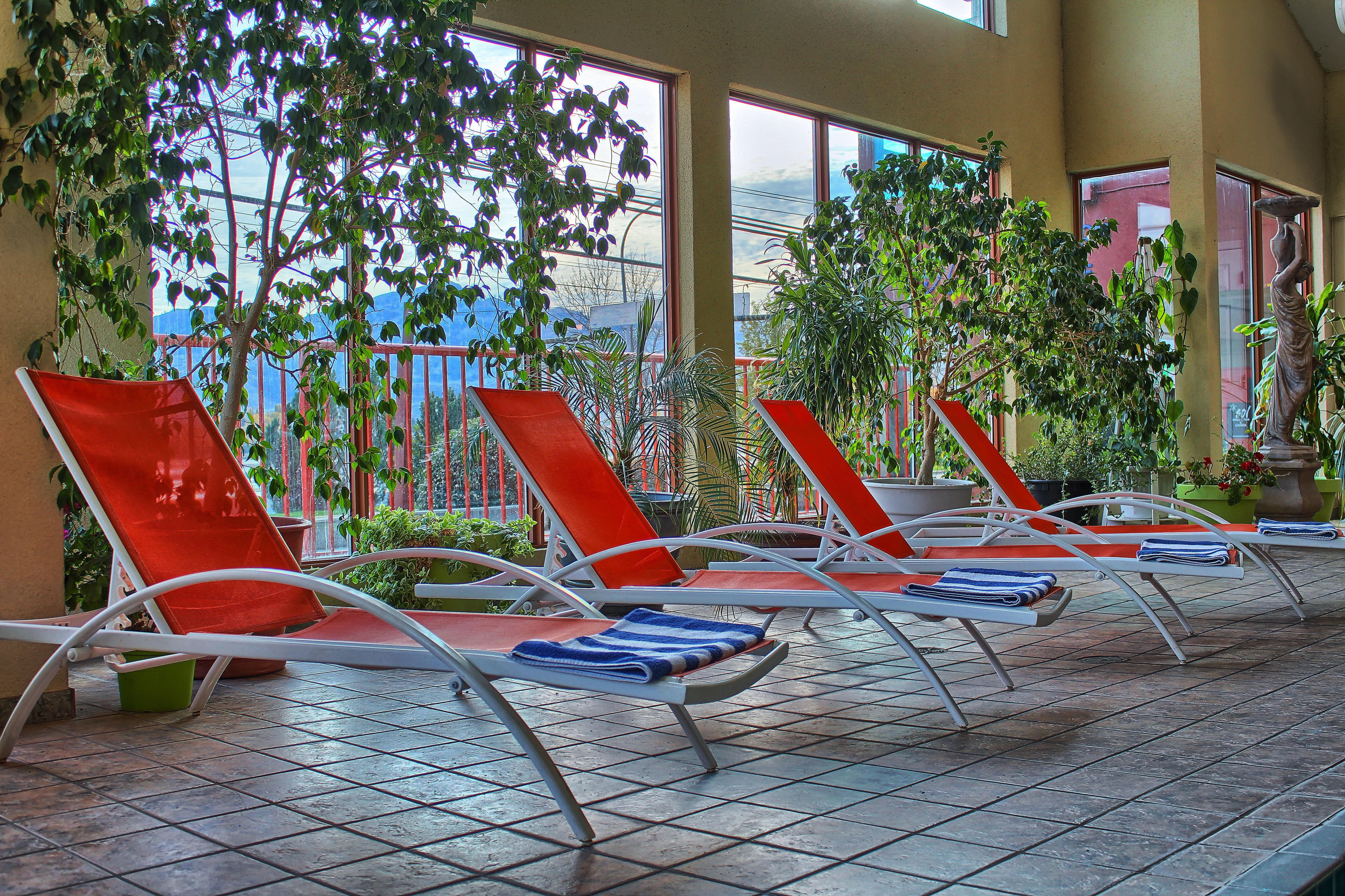 Holiday Inn Hotel & Suites Osoyoos By Ihg Экстерьер фото