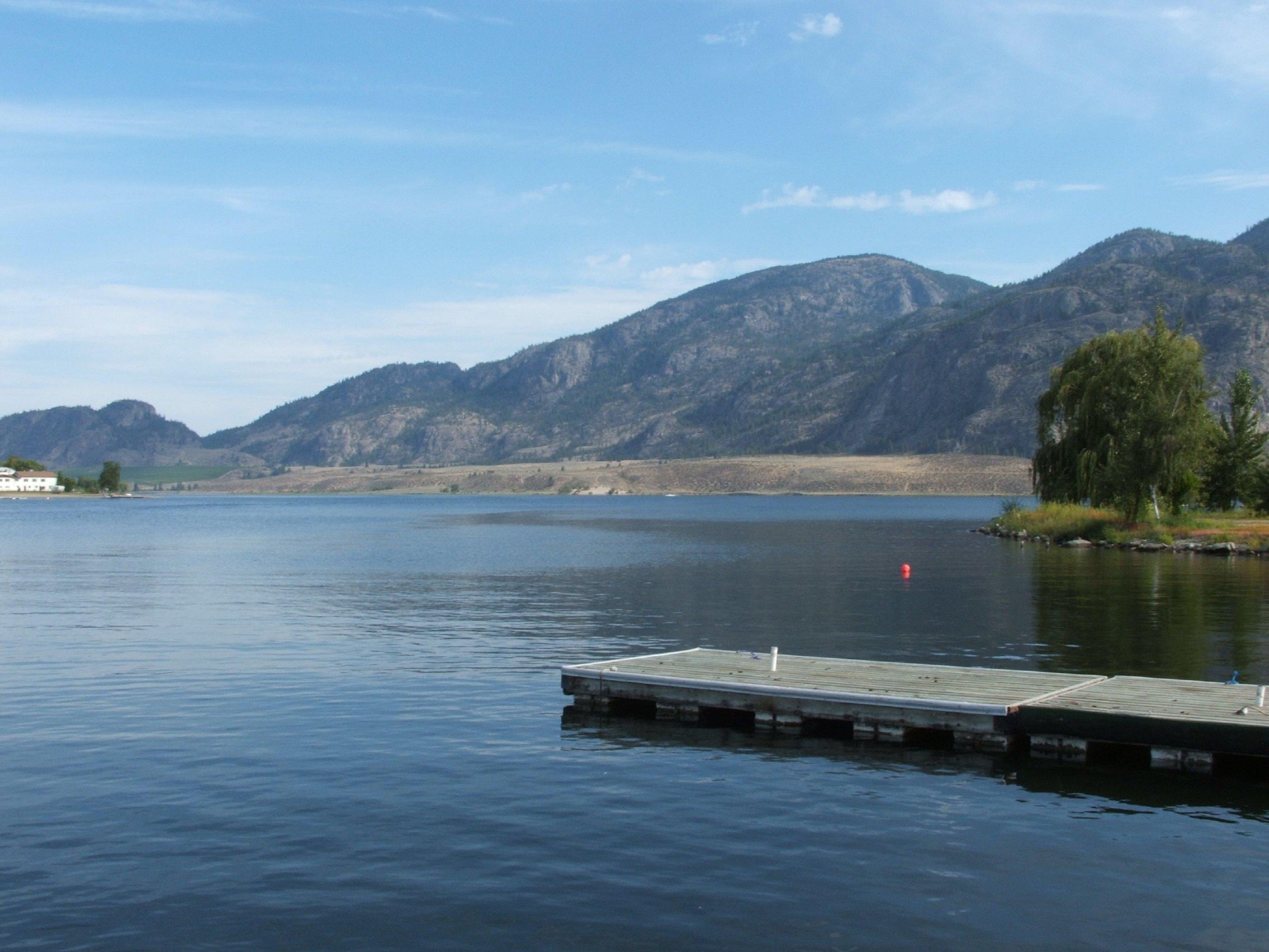 Holiday Inn Hotel & Suites Osoyoos By Ihg Экстерьер фото