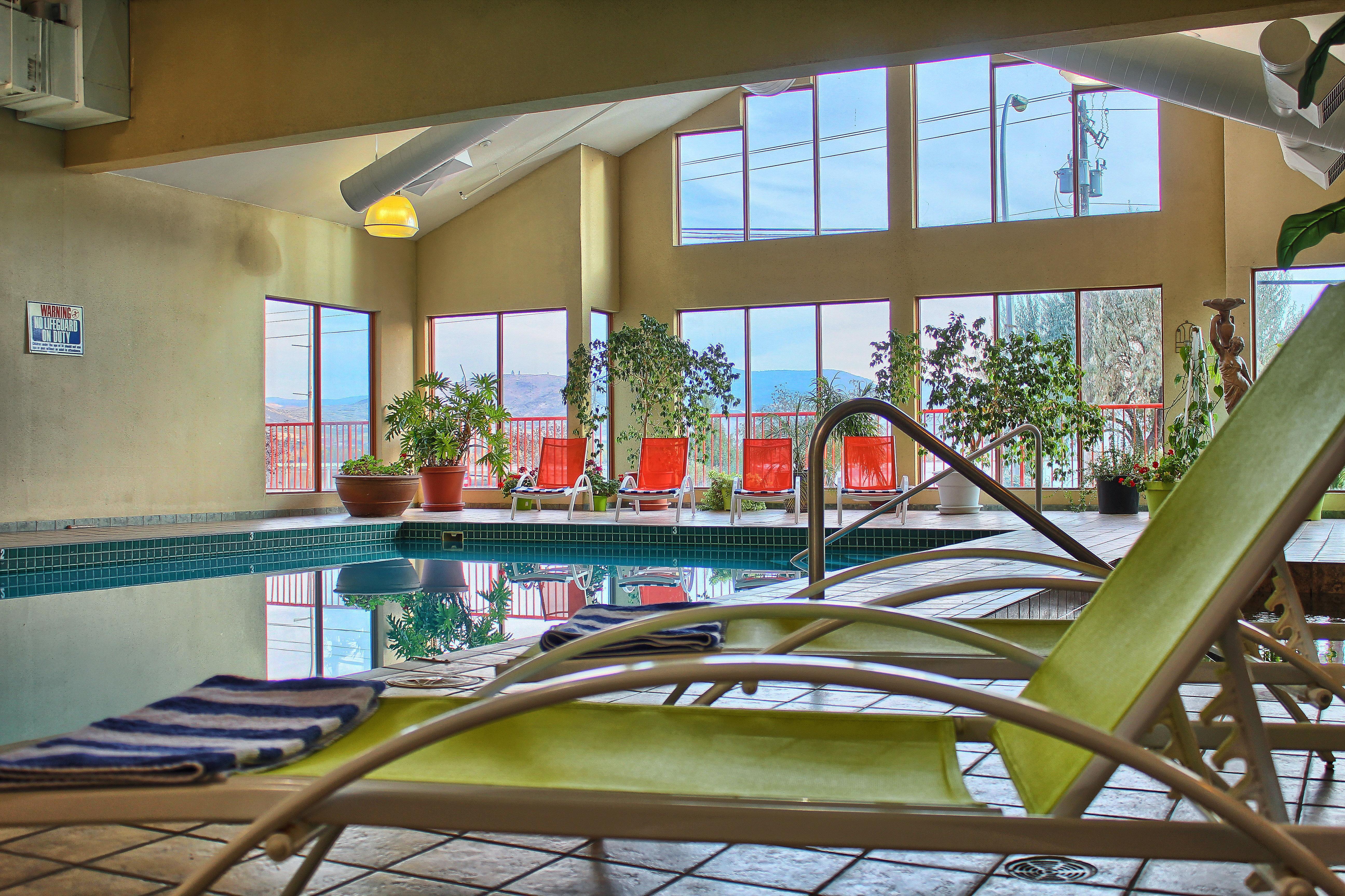 Holiday Inn Hotel & Suites Osoyoos By Ihg Экстерьер фото