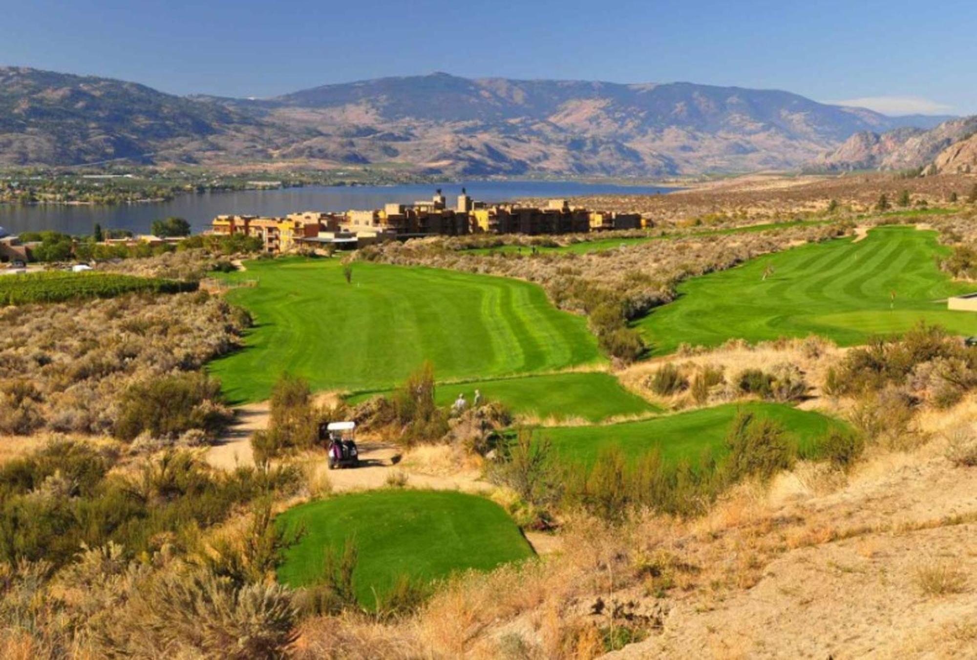 Holiday Inn Hotel & Suites Osoyoos By Ihg Экстерьер фото